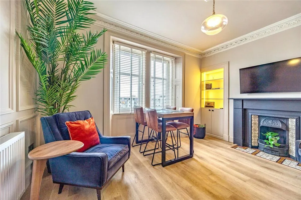 2 bed flat for sale, Annfield Street, Edinburgh, EH6