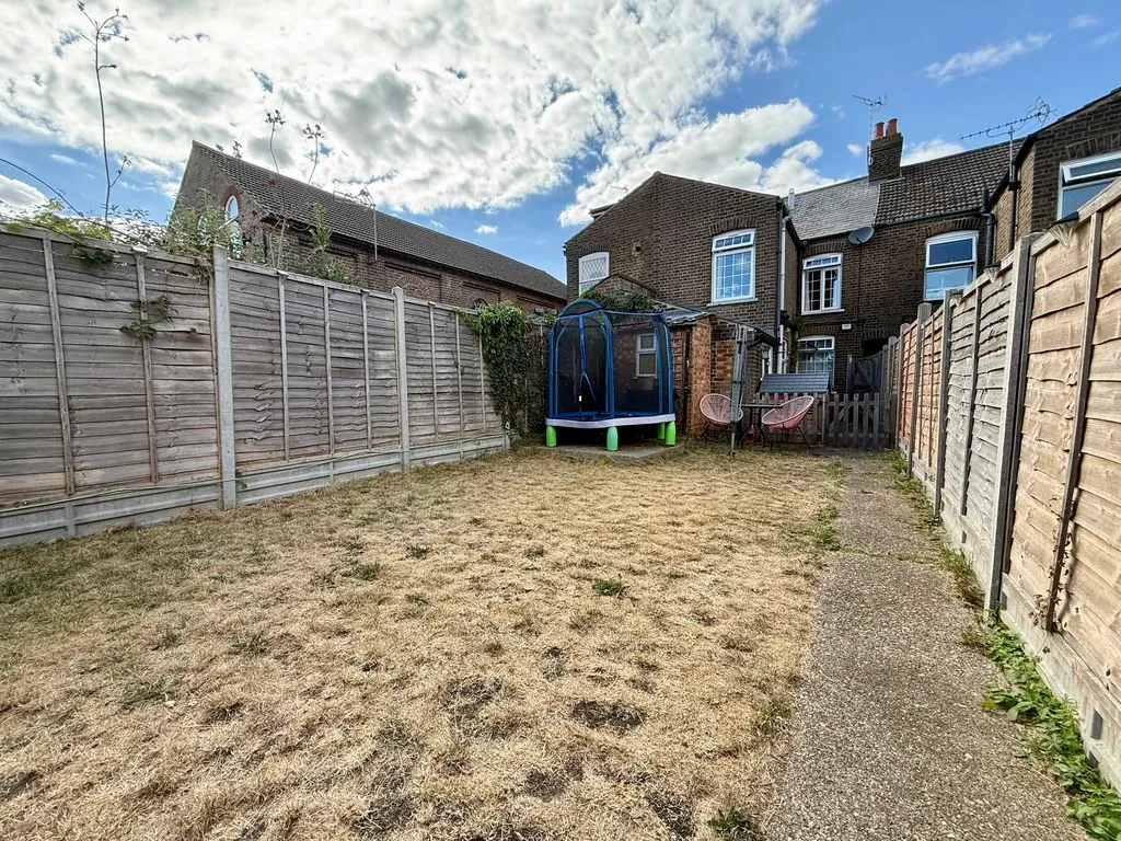 Church Road, Slip End LU1 4BJ, photo 18