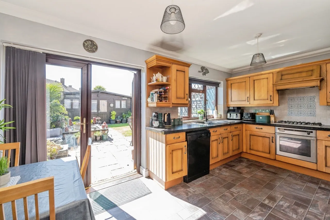 Bader Way, Rainham, RM13, photo 4