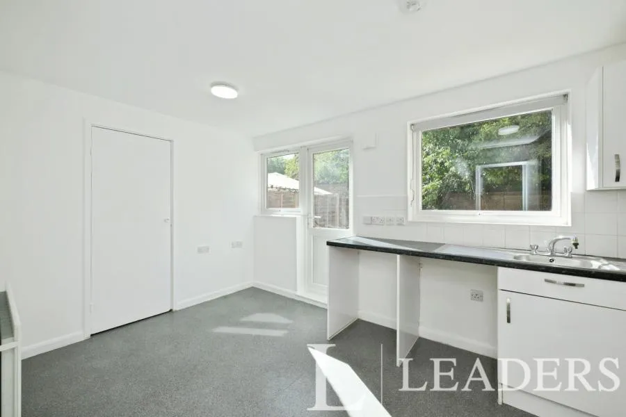 Broadoaks, Epping, CM16, photo 4