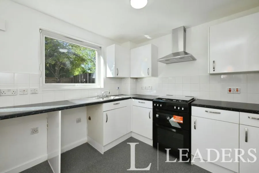 Broadoaks, Epping, CM16, photo 3