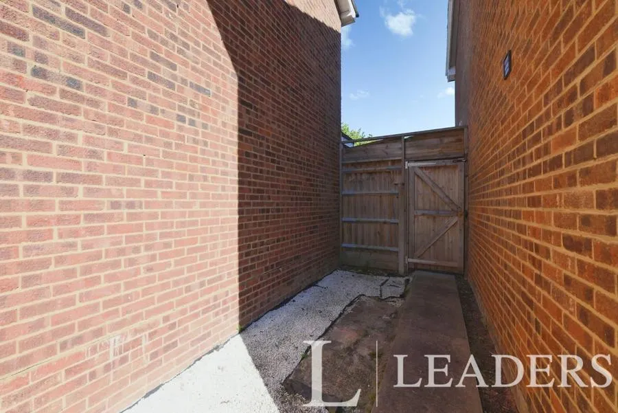Broadoaks, Epping, CM16, photo 19