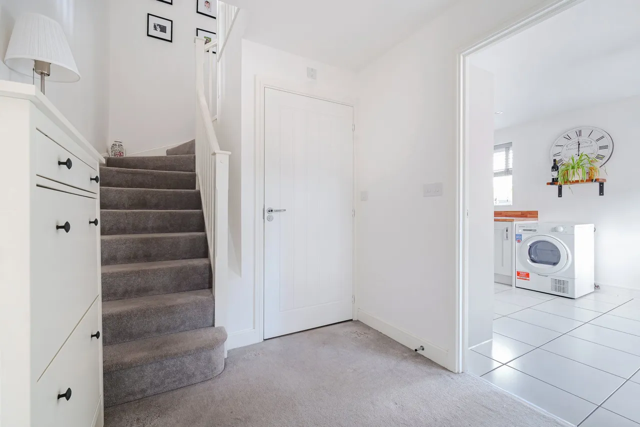 Babington Close, Bowerhill, Melksham, photo 9