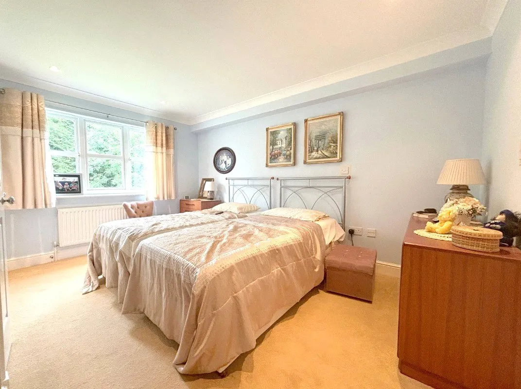 Wessex Grange, Reading Road, Sherfield-on-Loddon, Hook, RG27 0ER, photo 4