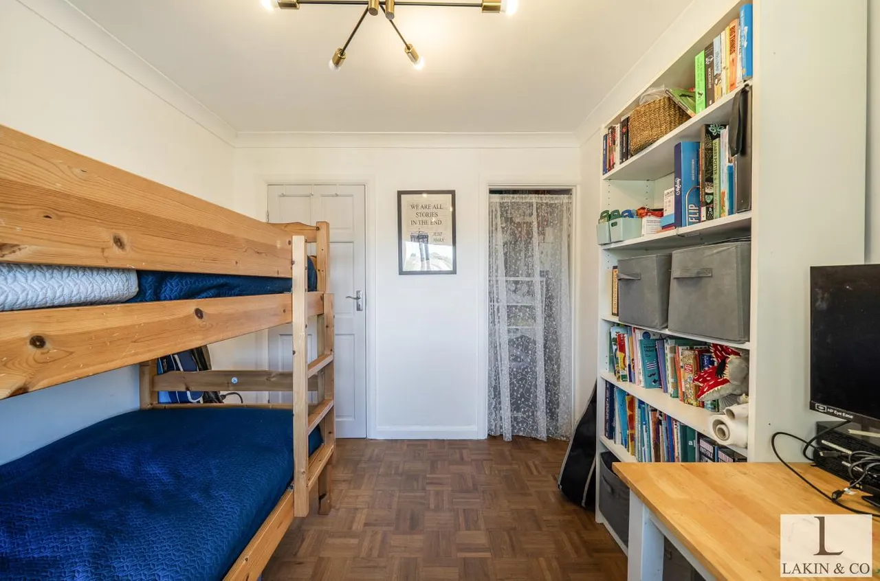 Gilmore Close, Ickenham, UB10 8DX, photo 8