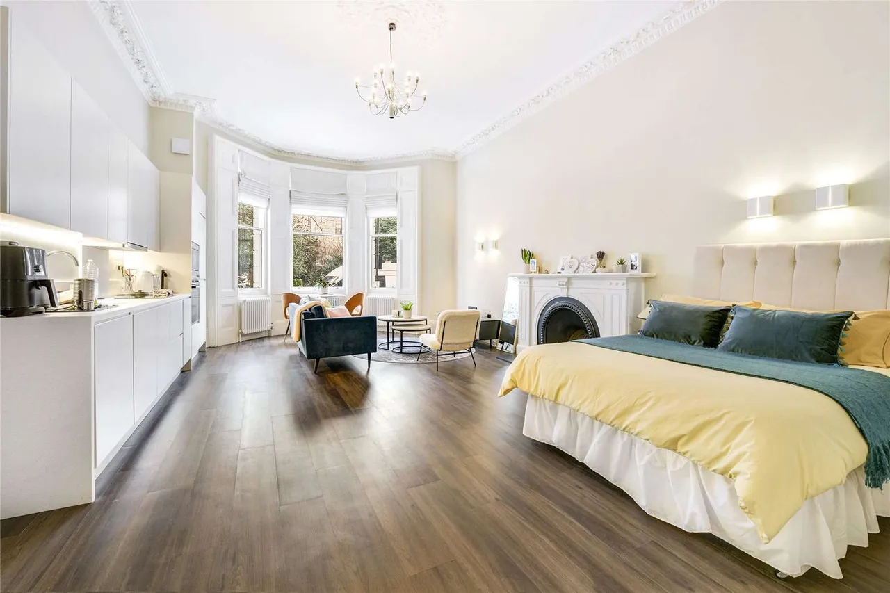 flat to rent — Cranley Gardens, South Kensington, London, SW7 3DA