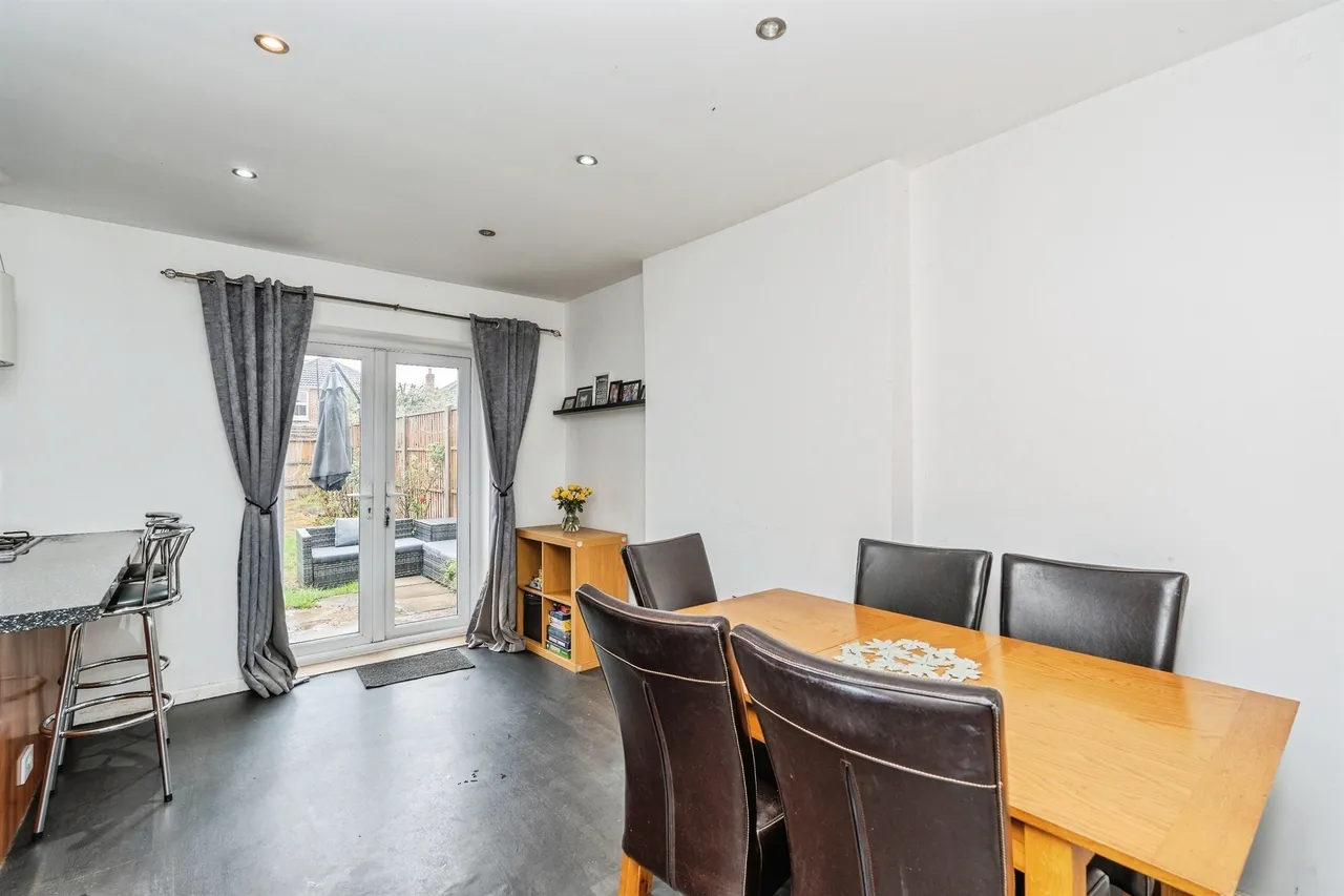 Compton Road, Totton, SO40, photo 5