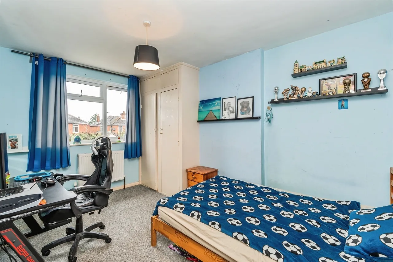 Compton Road, Totton, SO40, photo 17