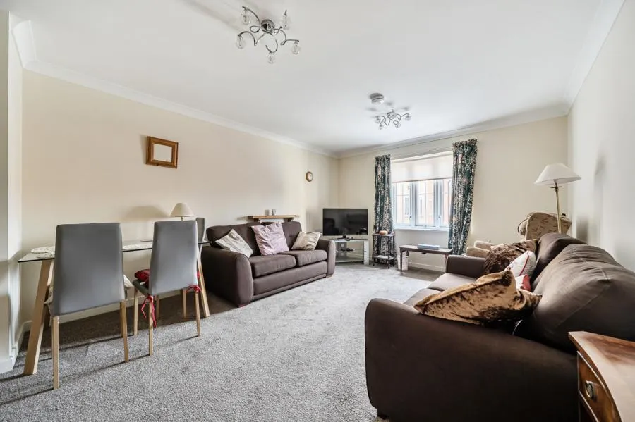 Cresswell Close, Yarnton, OX5, photo 4