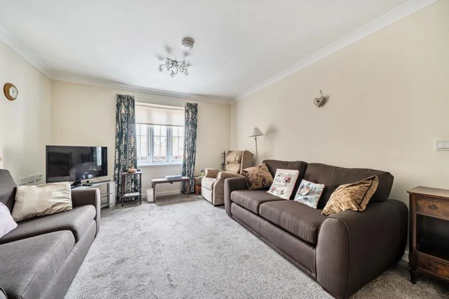 Cresswell Close, Yarnton, OX5, photo 2