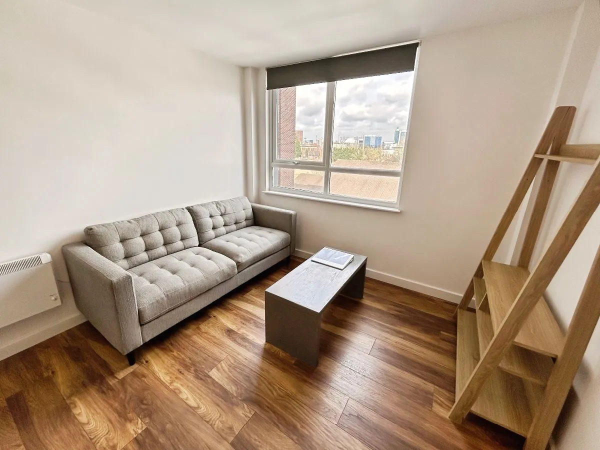 35 Skerton Road, Manchester, M16 0TR, photo 2