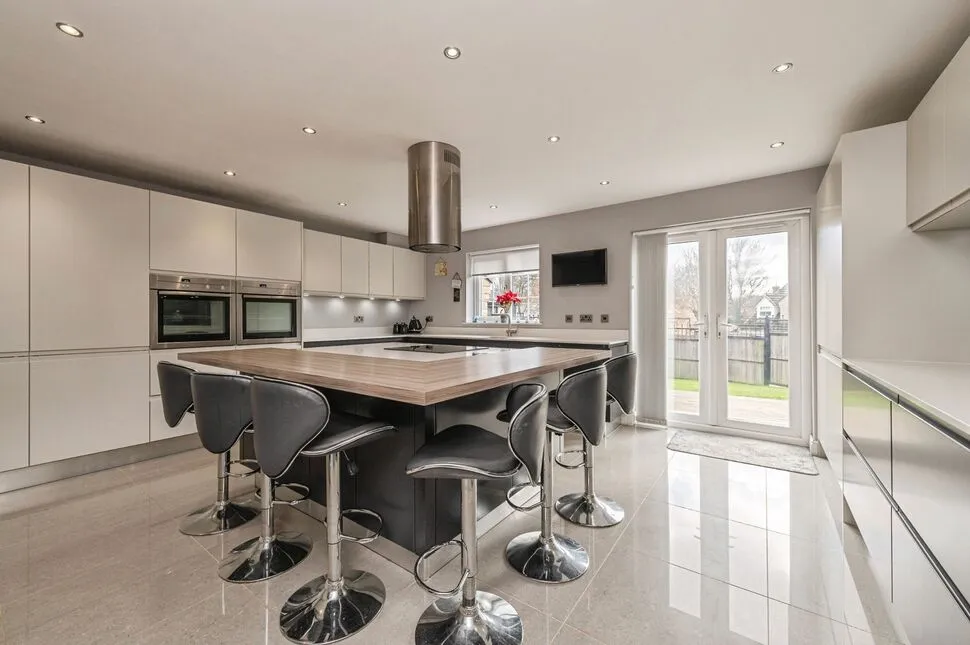 Rushmead Court, Ossett, West Yorkshire, WF5, photo 2