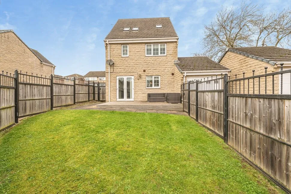 Rushmead Court, Ossett, West Yorkshire, WF5, photo 3