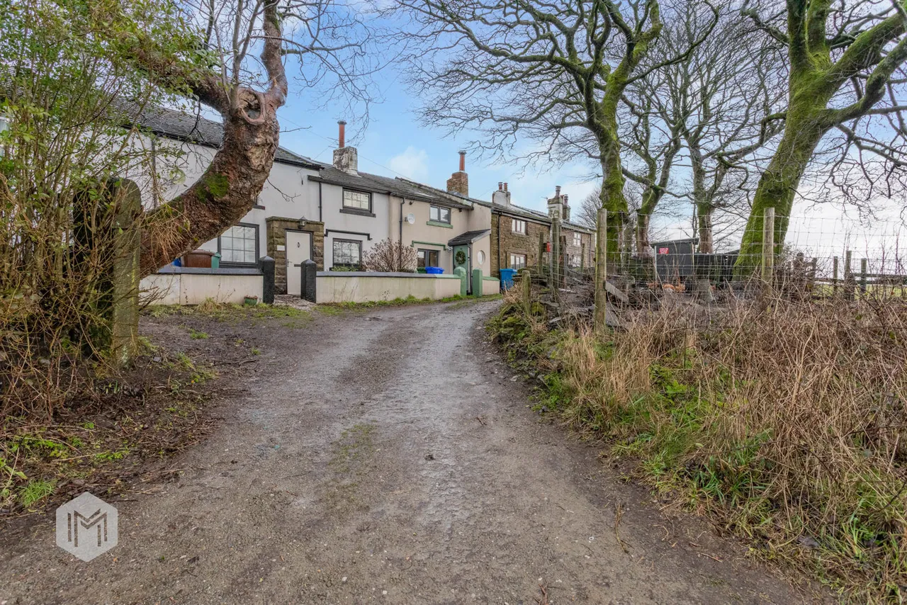 Watling Street, Affetside, Bury, BL8 3QS, photo 16