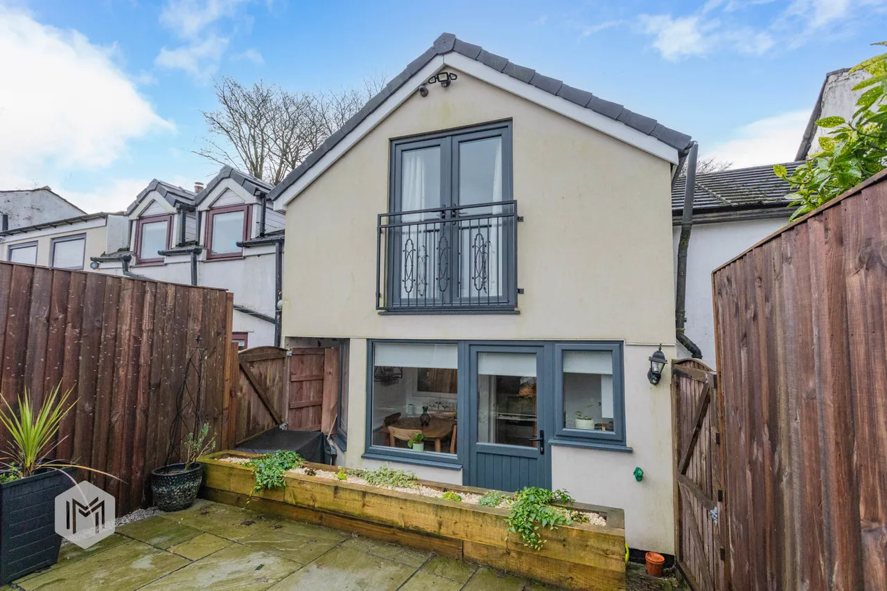 Watling Street, Affetside, Bury, BL8 3QS, photo 8