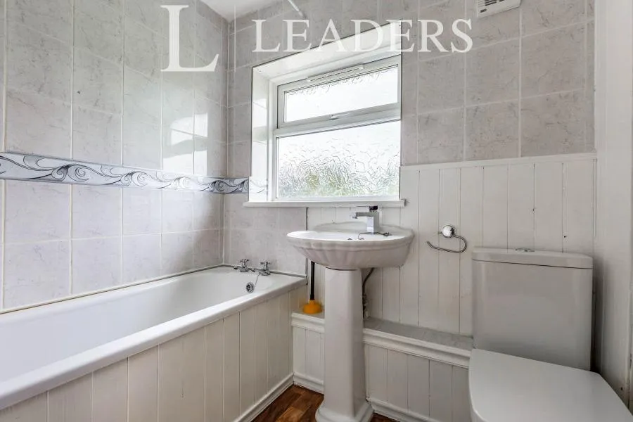 Greenside, Northampton, NN3, photo 7