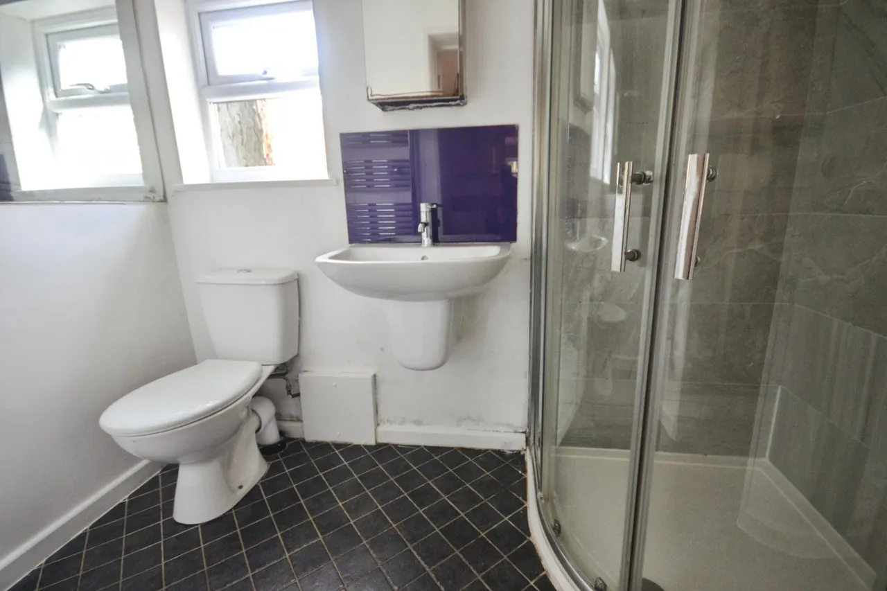 Ifield Road, Charlwood, RH6, photo 9