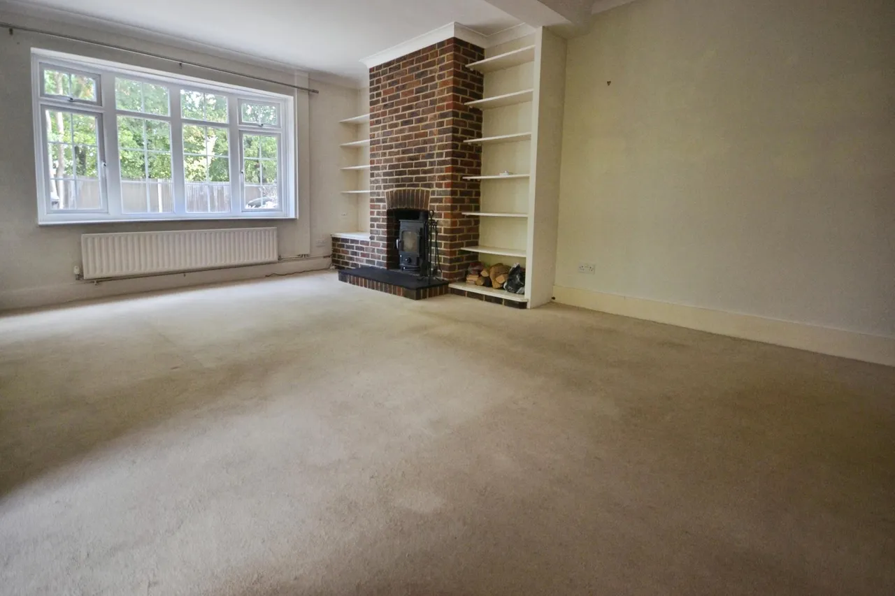 Ifield Road, Charlwood, RH6, photo 3