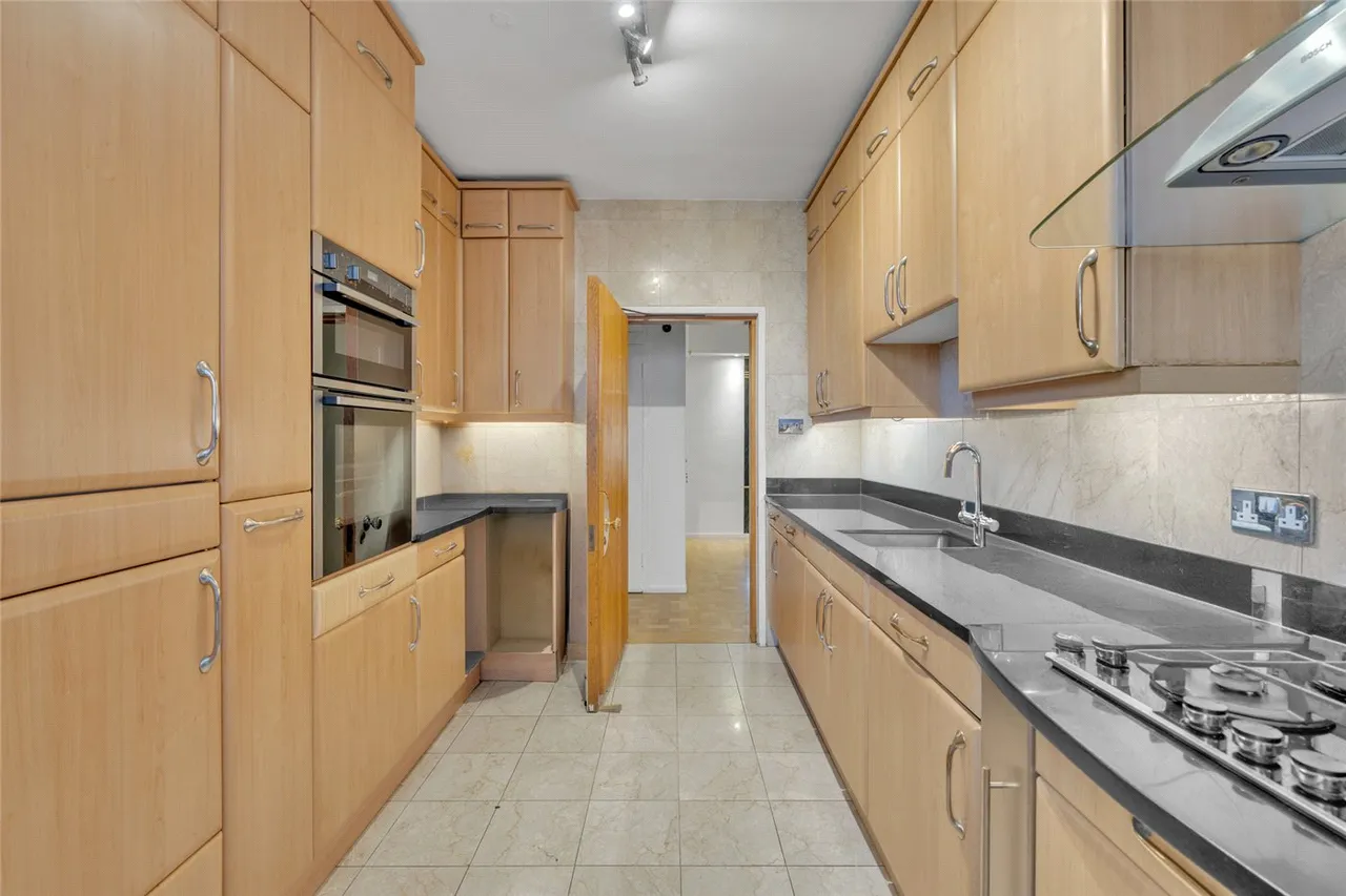 Prince Albert Road, St John's Wood, NW8, photo 6