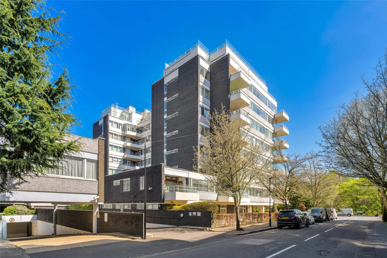 Prince Albert Road, St John's Wood, NW8, photo 33