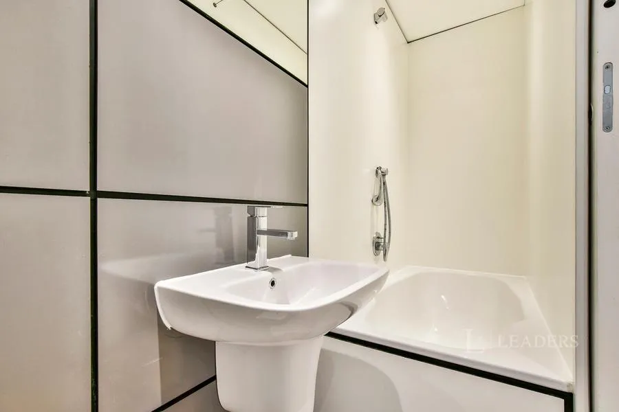 Ellesmere Street, Manchester, M15, photo 11