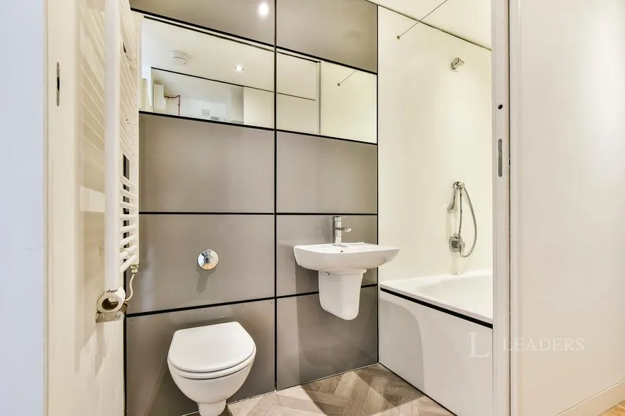 Ellesmere Street, Manchester, M15, photo 10