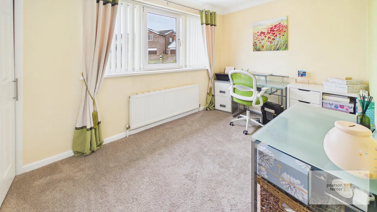March Drive, Bury, BL8 1XQ, photo 13