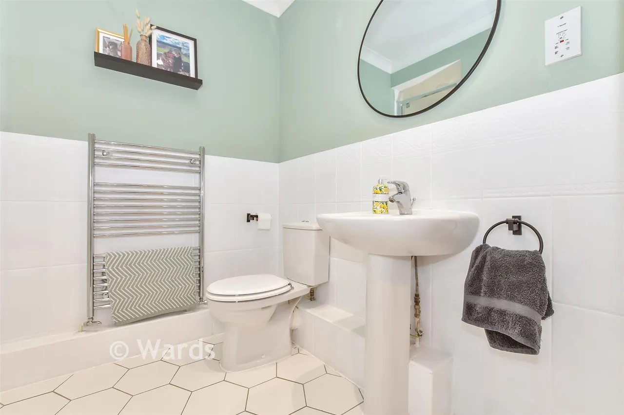 The Lakes, Larkfield, ME20, photo 10