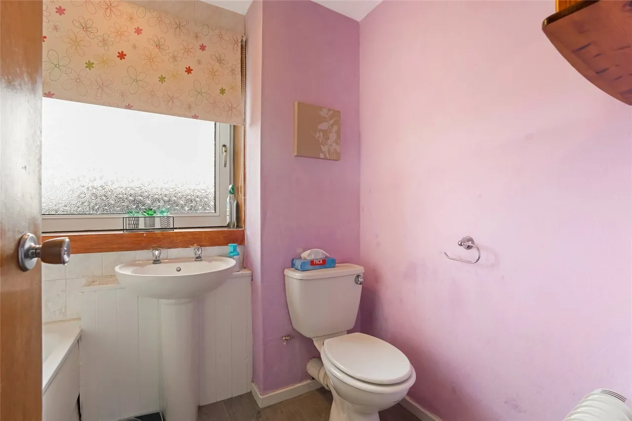 Ferryden Court, Whiteinch, G14, photo 8
