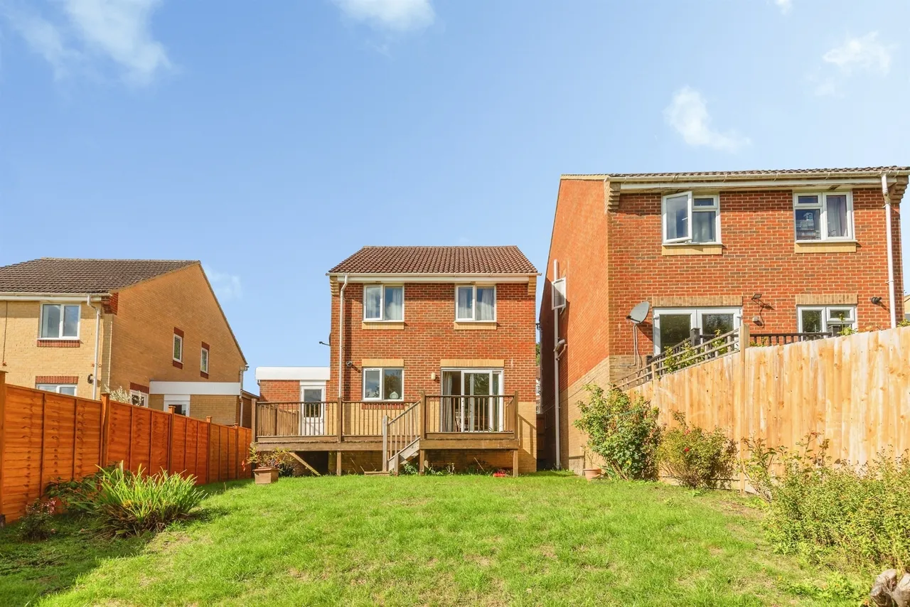 Kensington Close, St. Leonards-On-Sea, TN38, photo 24