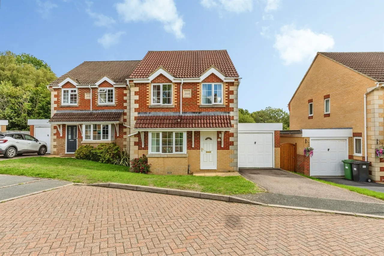 Kensington Close, St. Leonards-On-Sea, TN38, photo 26