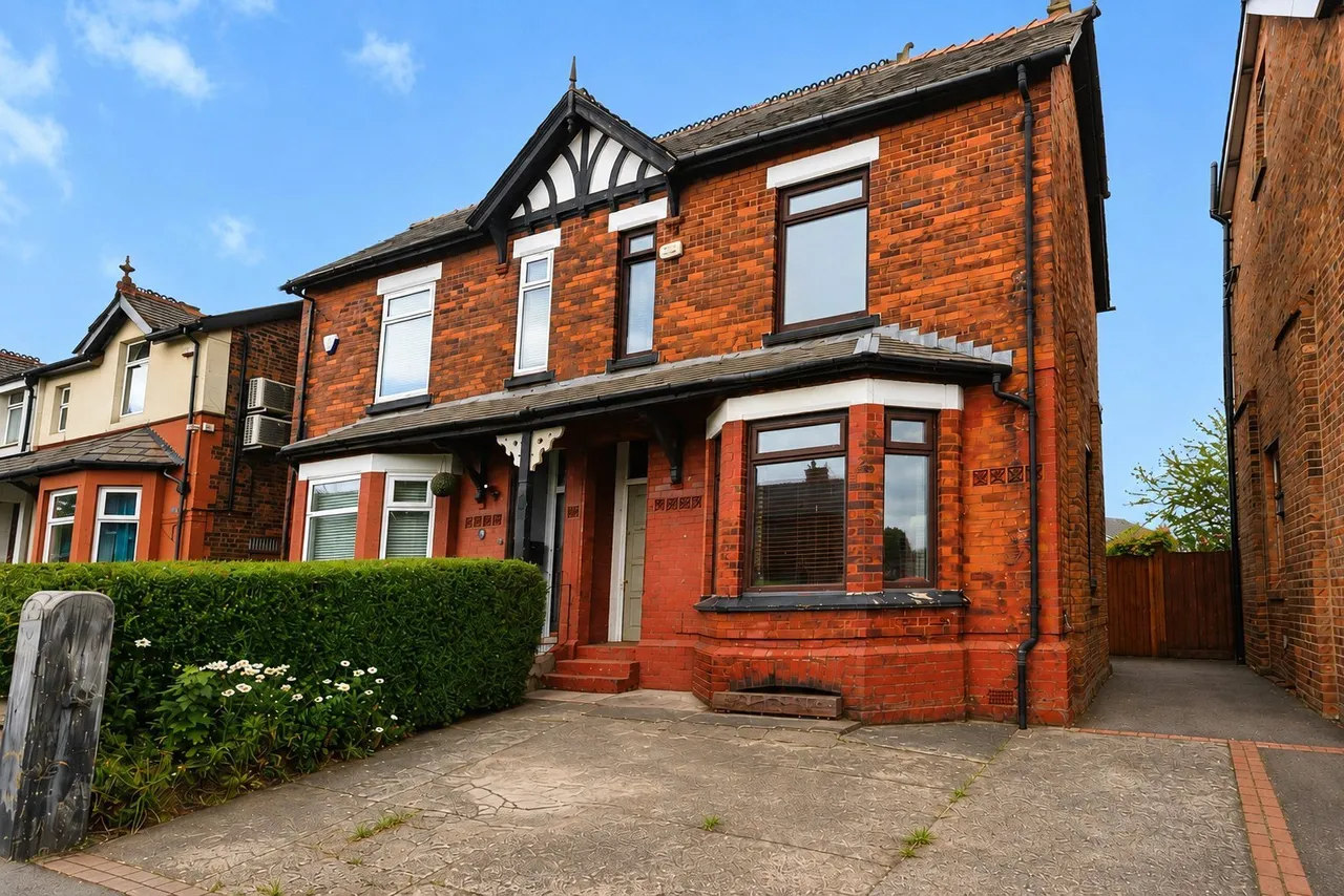 4 bed house for sale — Bolton Road, Pendlebury, Swinton, Manchester, M27