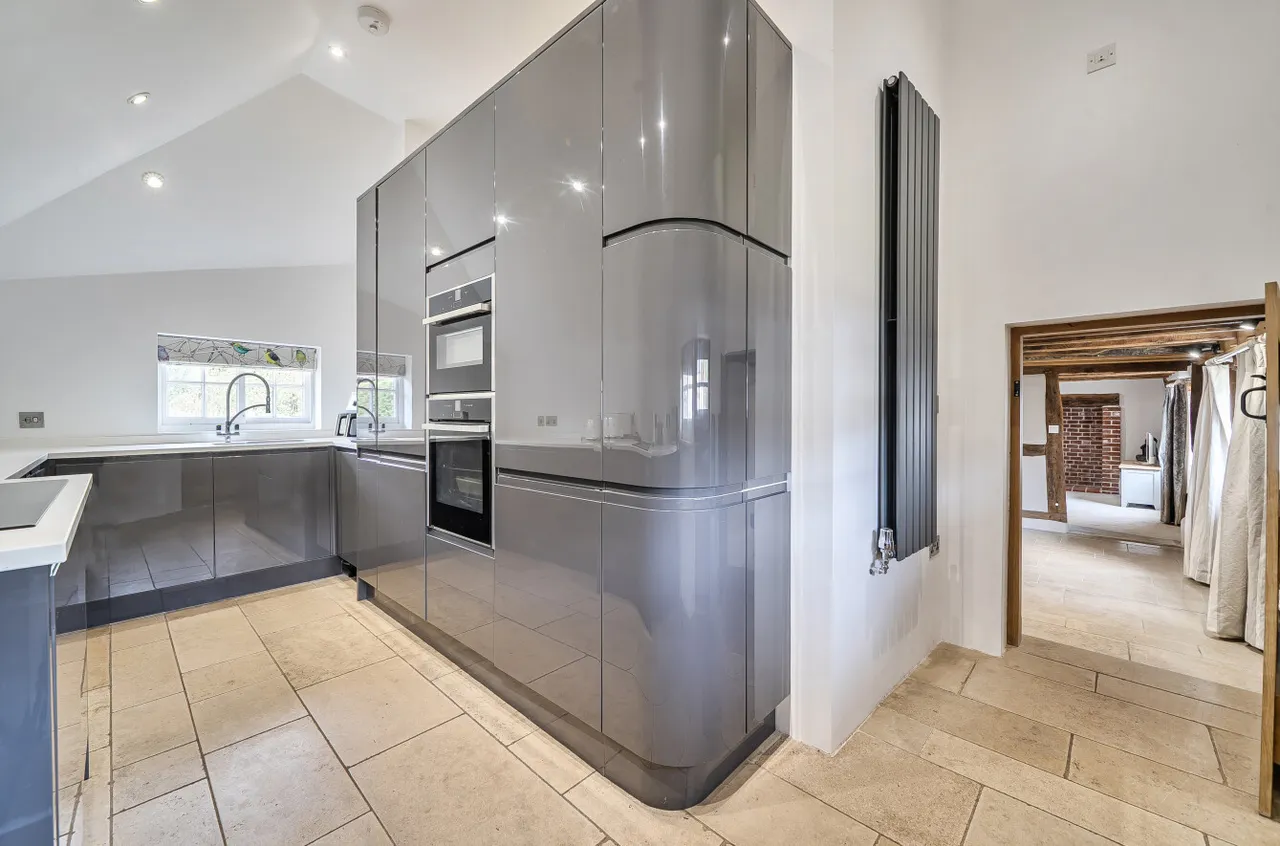 Oxford Road, Sutton Scotney, SO21, photo 4