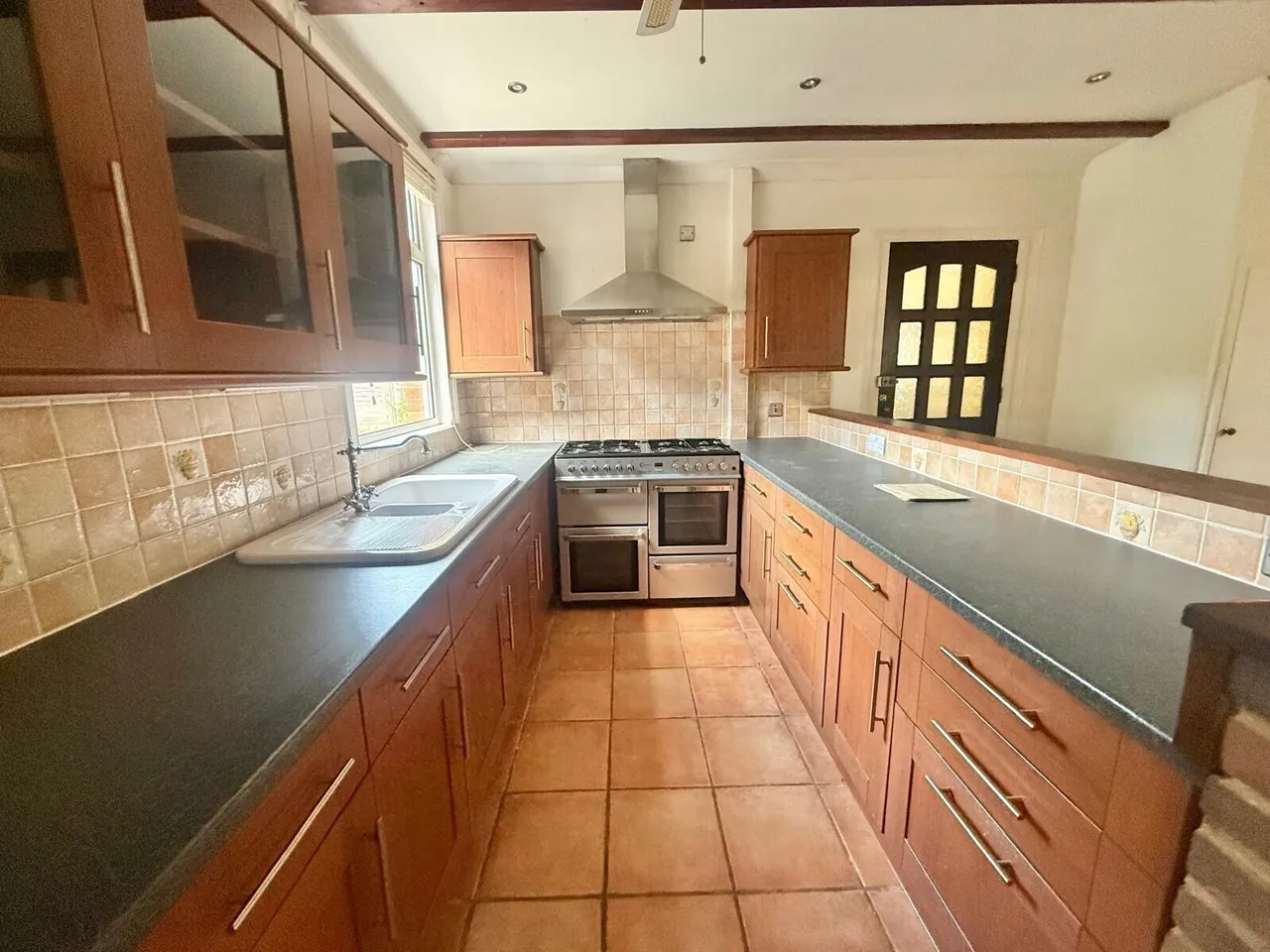 Main Street, Peasmarsh, TN31, photo 2