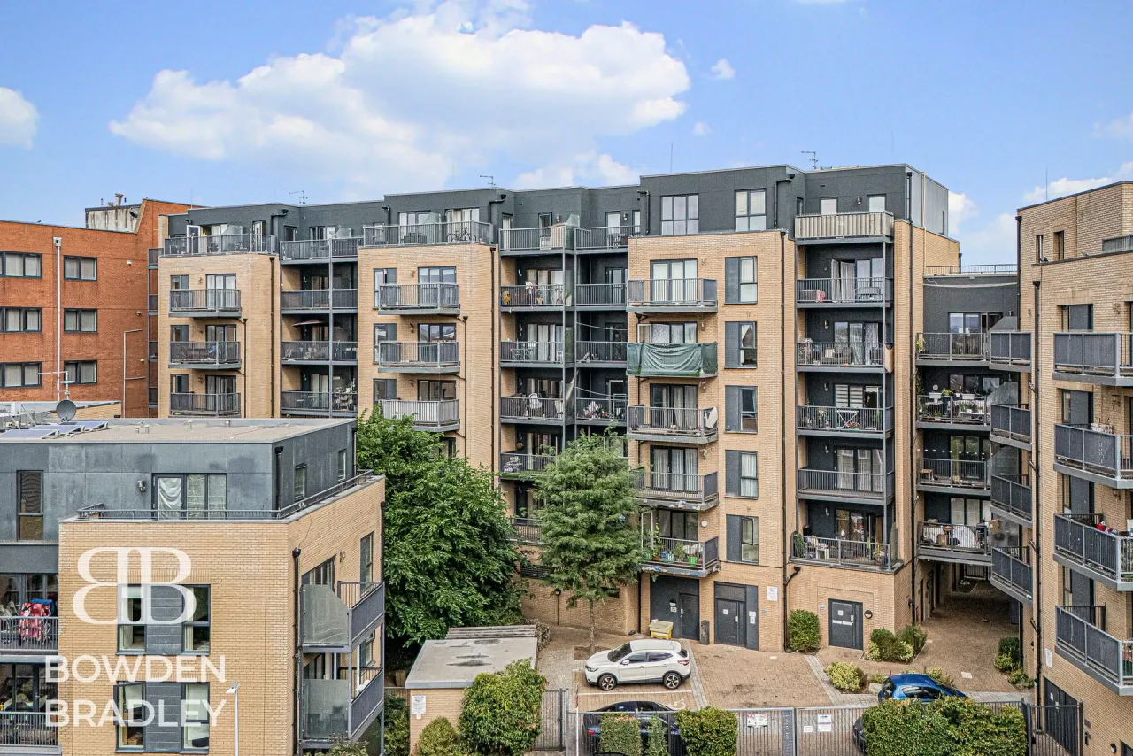 Clarence Avenue, Ilford, IG2, photo 14