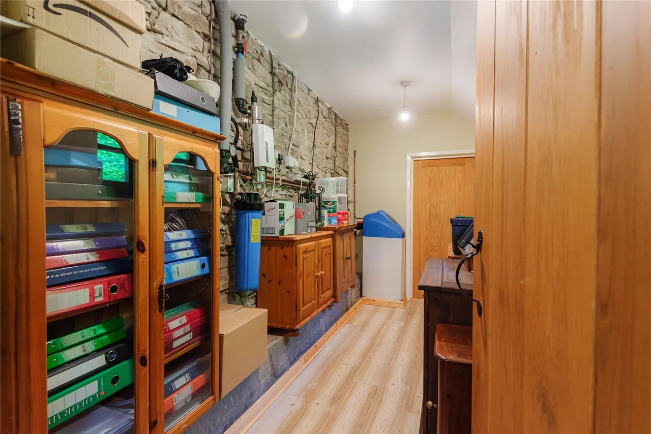 Kerry, Newtown, Powys, SY16 4NA, photo 13