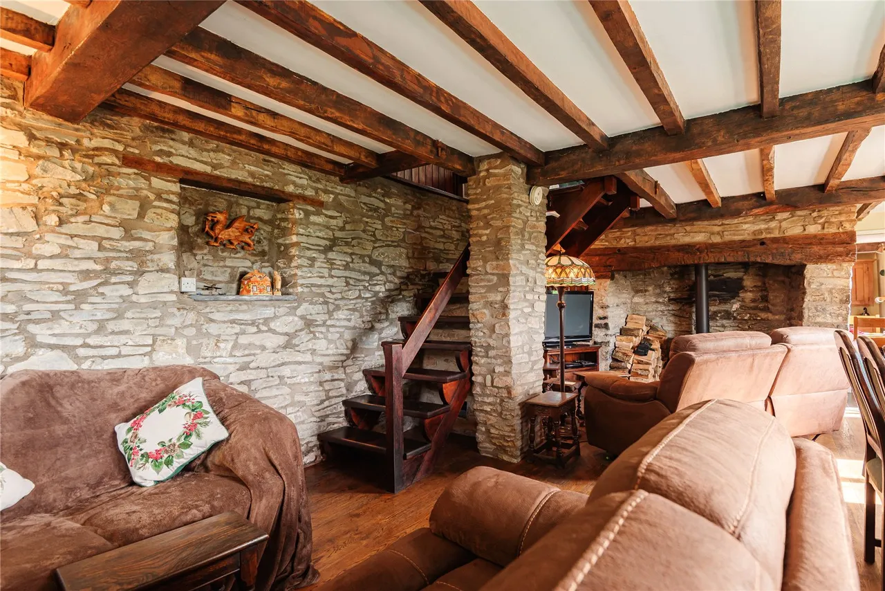 Kerry, Newtown, Powys, SY16 4NA, photo 6