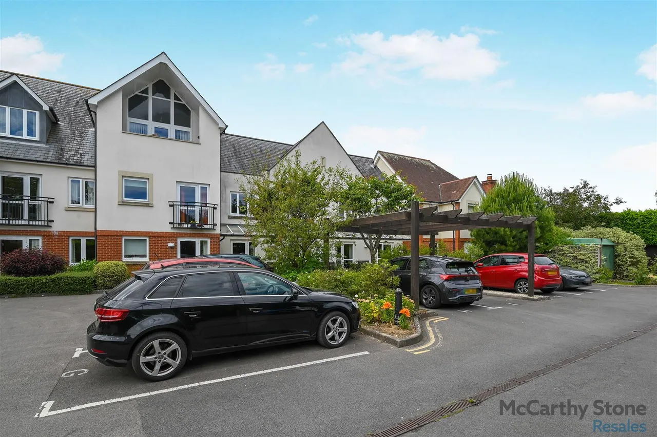 Avenue Road, Lymington, SO41, photo 19