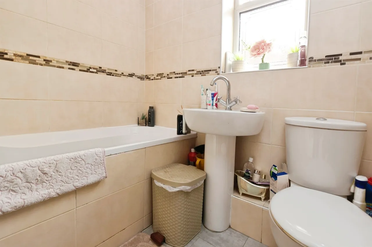 Belle Vue Gardens, Rowley Regis, B65, photo 8