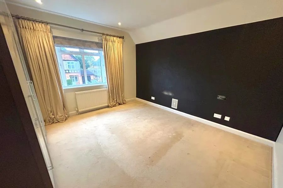 Waldens Park Road, Woking, GU21, photo 10