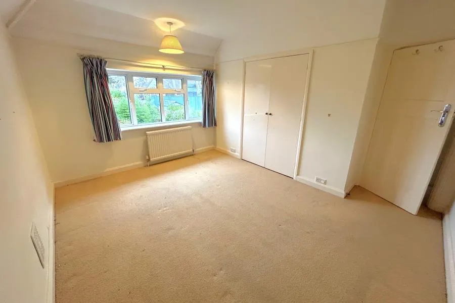 Waldens Park Road, Woking, GU21, photo 9