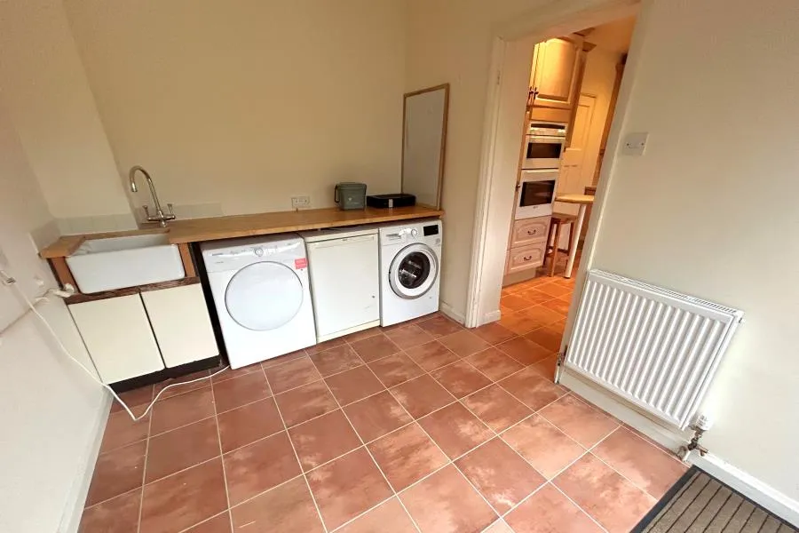 Waldens Park Road, Woking, GU21, photo 6