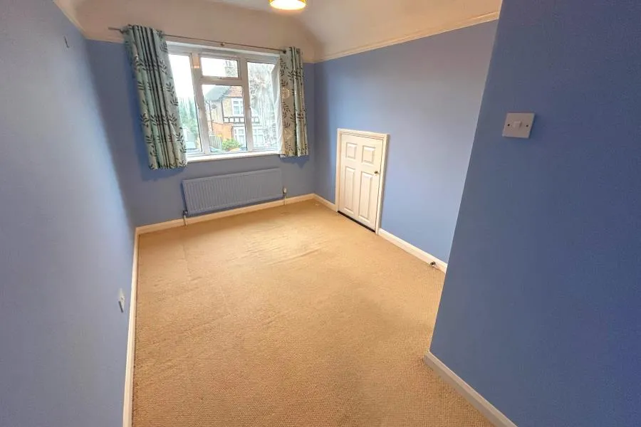 Waldens Park Road, Woking, GU21, photo 12