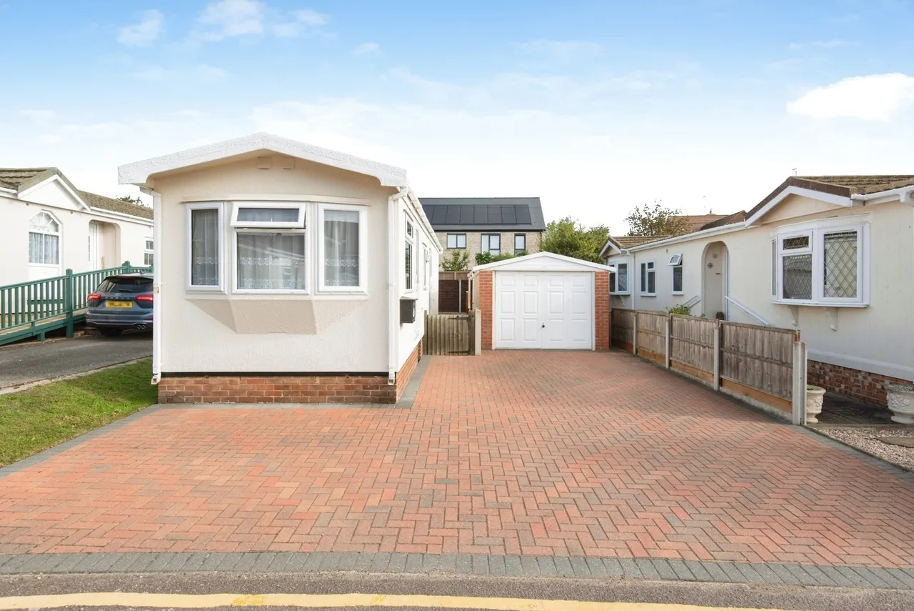 Long Close, Lower Stondon, SG16, photo 14
