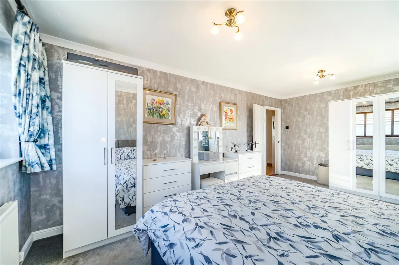 Meadow Park, Treffgarne, SA62, photo 18