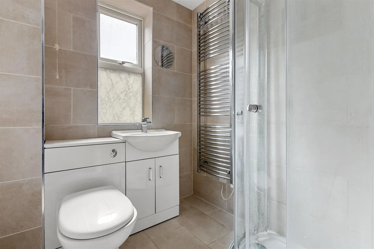 Pinions Road, High Wycombe, HP13, photo 7
