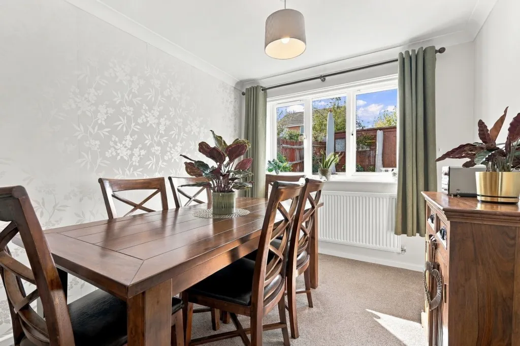 Redwing Close, Stevenage, photo 15