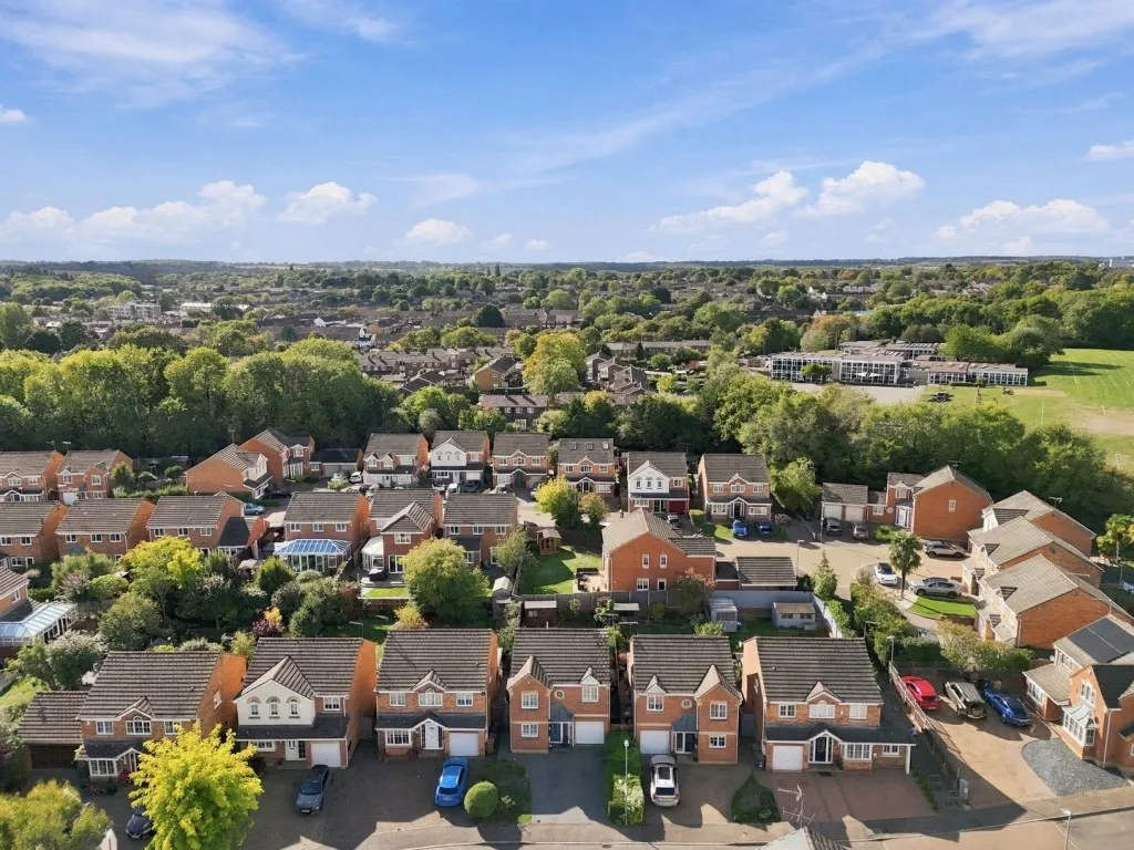Redwing Close, Stevenage, photo 4
