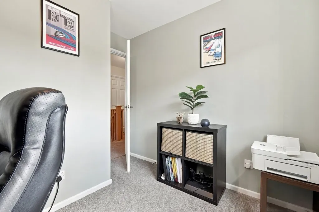 Redwing Close, Stevenage, photo 18