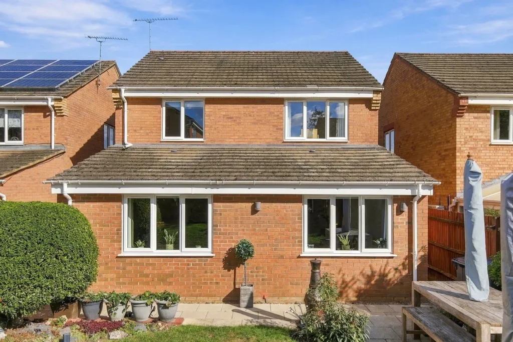 Redwing Close, Stevenage, photo 33